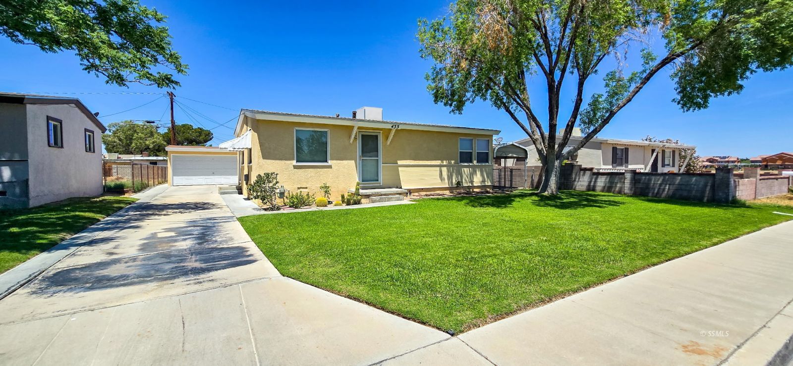433 North Helena Street Ridgecrest, CA 93555 - Photo 2 of 18
