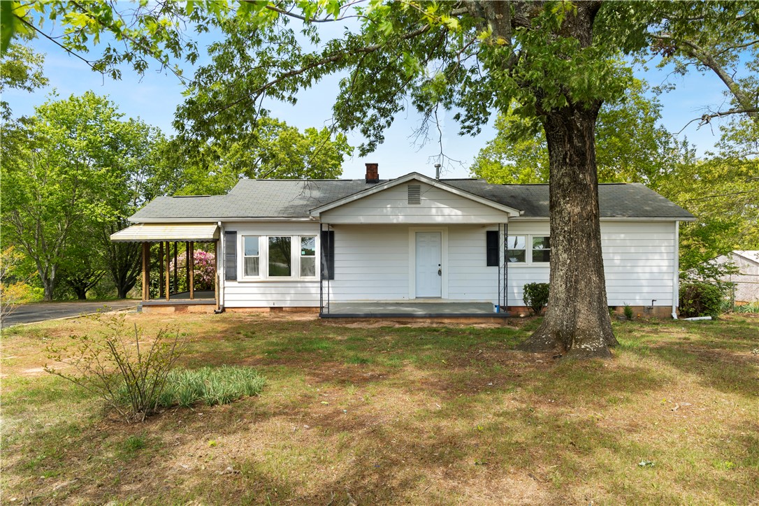 1739 Coffee Road Westminster, SC 29693 - Photo 2 of 26 Gallery Image 2