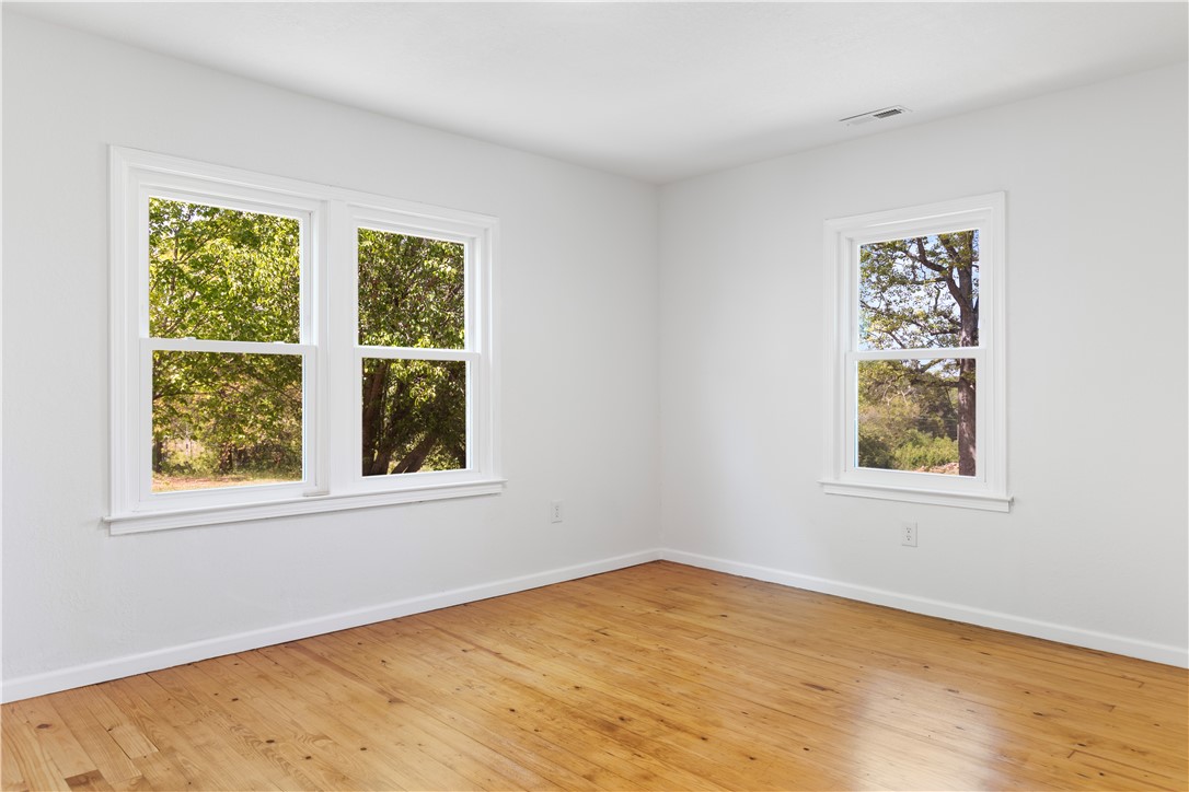 1739 Coffee Road Westminster, SC 29693 - Photo 10 of 26 Gallery Image 10