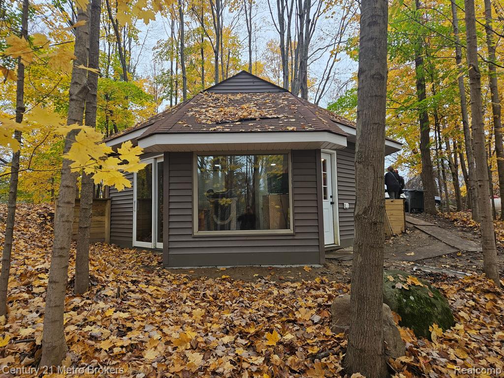 4153 North Lake Road Columbiaville, MI 48421 - Photo 11 of 61 Gallery Image 11