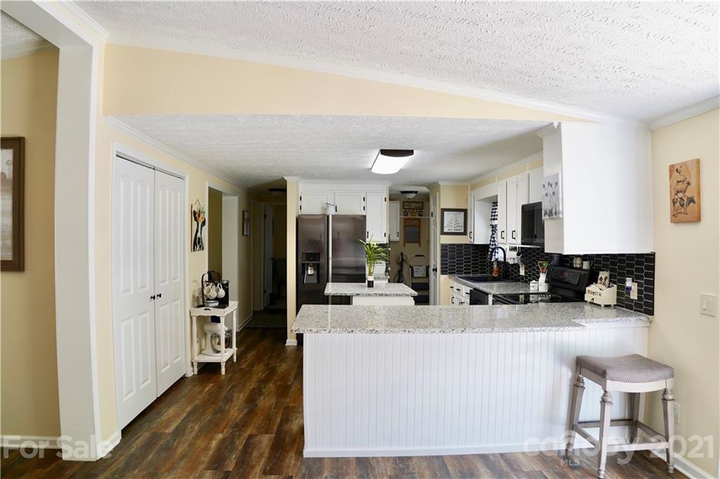 110 Ryan Cove Road Fletcher, NC 28732 - Photo 11 of 31 Gallery Image 11