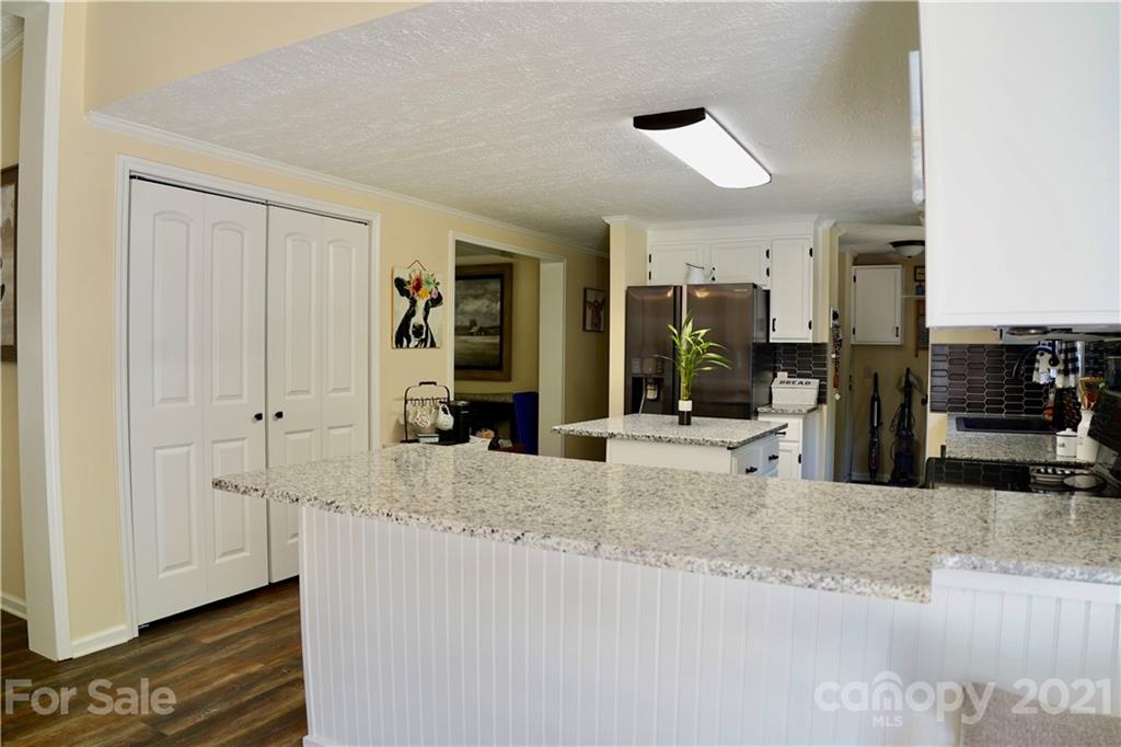 110 Ryan Cove Road Fletcher, NC 28732 - Photo 12 of 31 Gallery Image 12