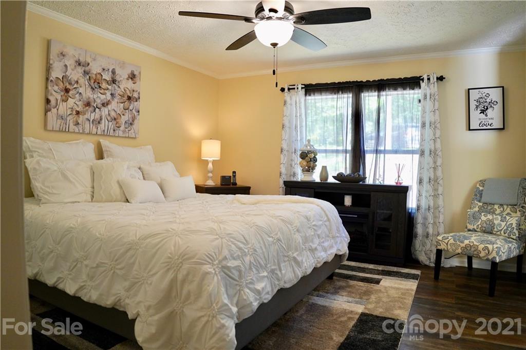 110 Ryan Cove Road Fletcher, NC 28732 - Photo 14 of 31 Gallery Image 14