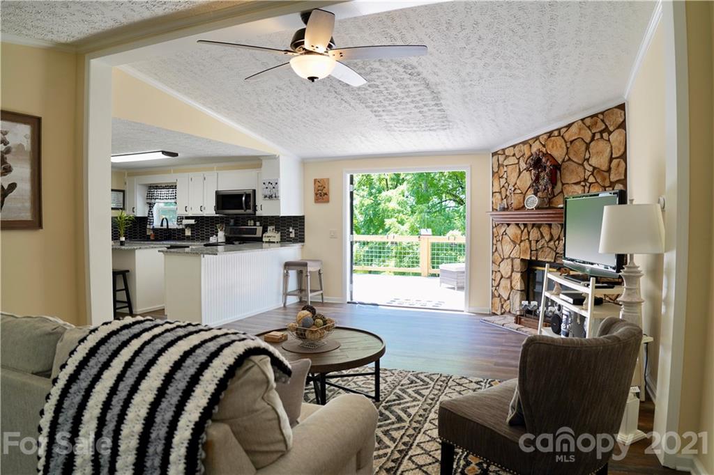 110 Ryan Cove Road Fletcher, NC 28732 - Photo 3 of 31 Gallery Image 3