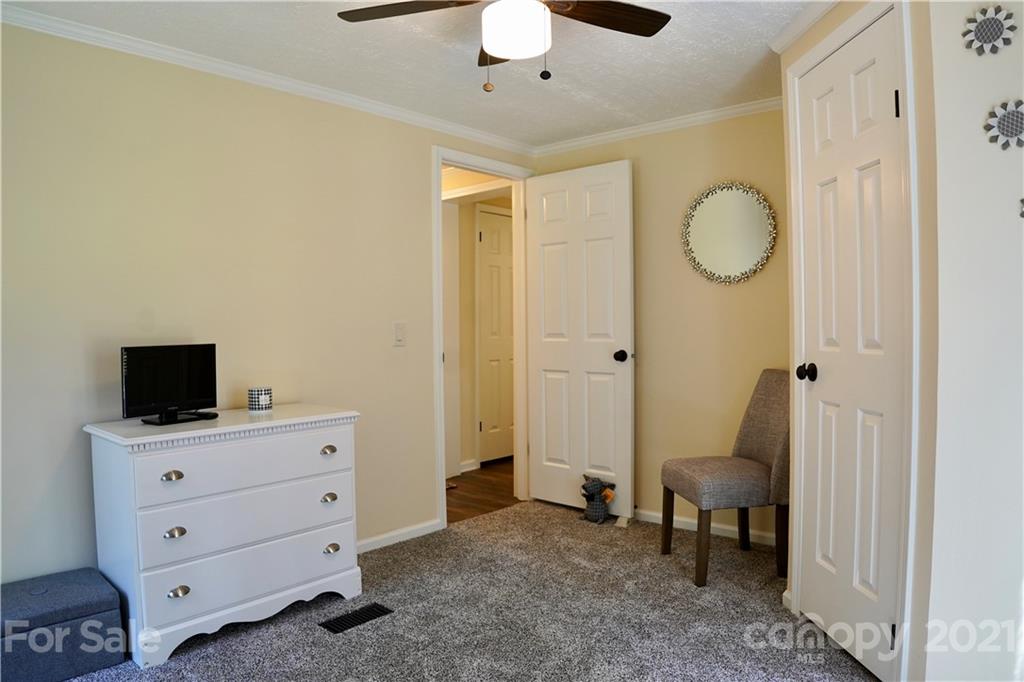 110 Ryan Cove Road Fletcher, NC 28732 - Photo 22 of 31 Gallery Image 22