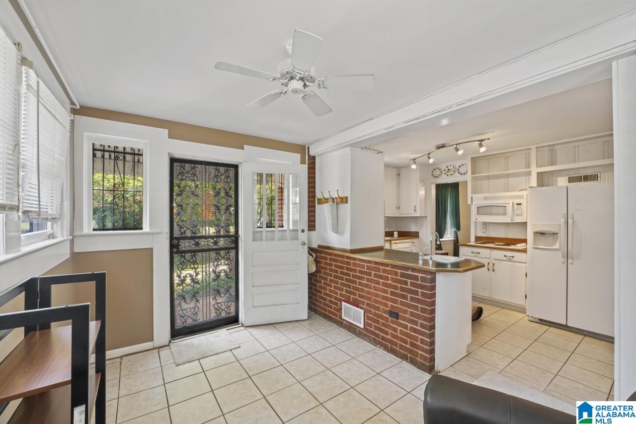 600 7th Street North Clanton, AL 35045 - Photo 4 of 35