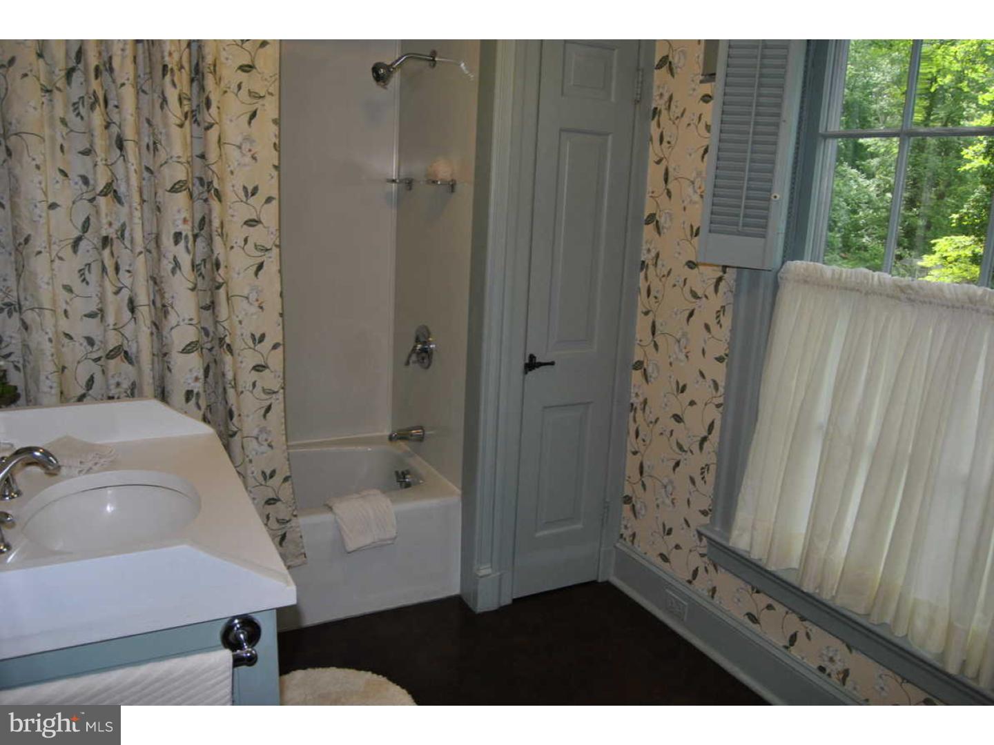 535 River Road Yardley, PA 19067 - Photo 12 of 25 Master Bathroom