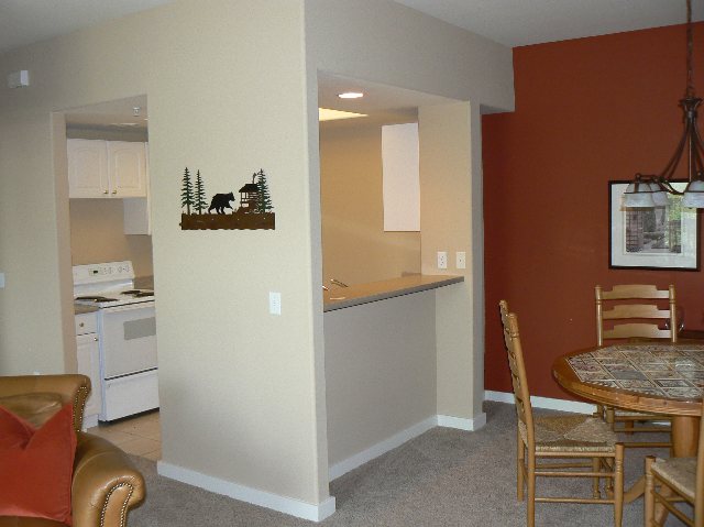 10130 Donner Trail Road, Unit 5 Truckee, CA 96161 - Photo 6 of 9 Gallery Image 6