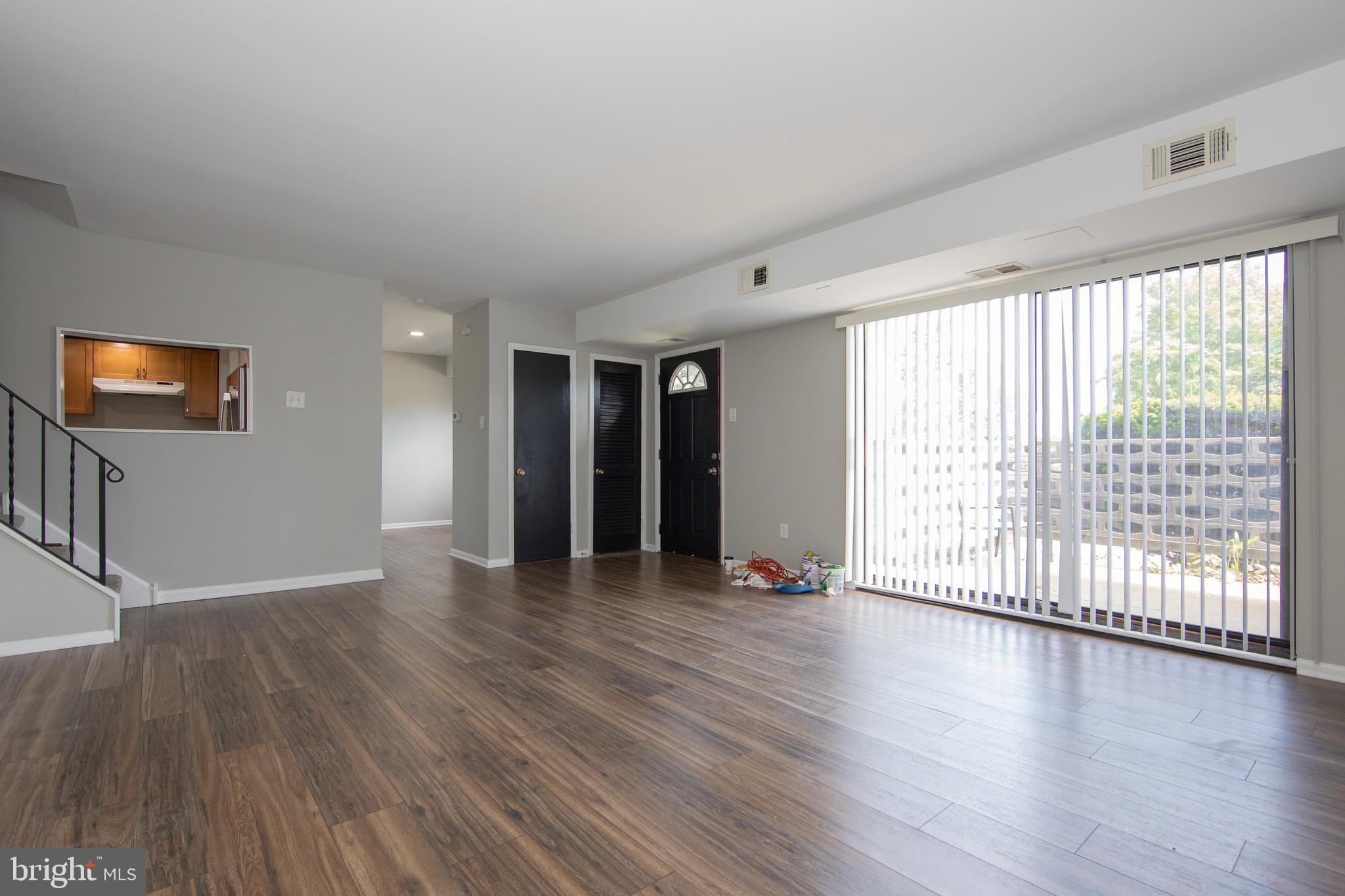 1518 Manley Road, Unit B26 West Chester, PA 19382 - Photo 1 of 19 Large, bright living room