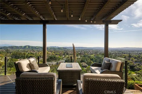 $2,198,000 | 388 Conifer Road, Glendora, CA 91741