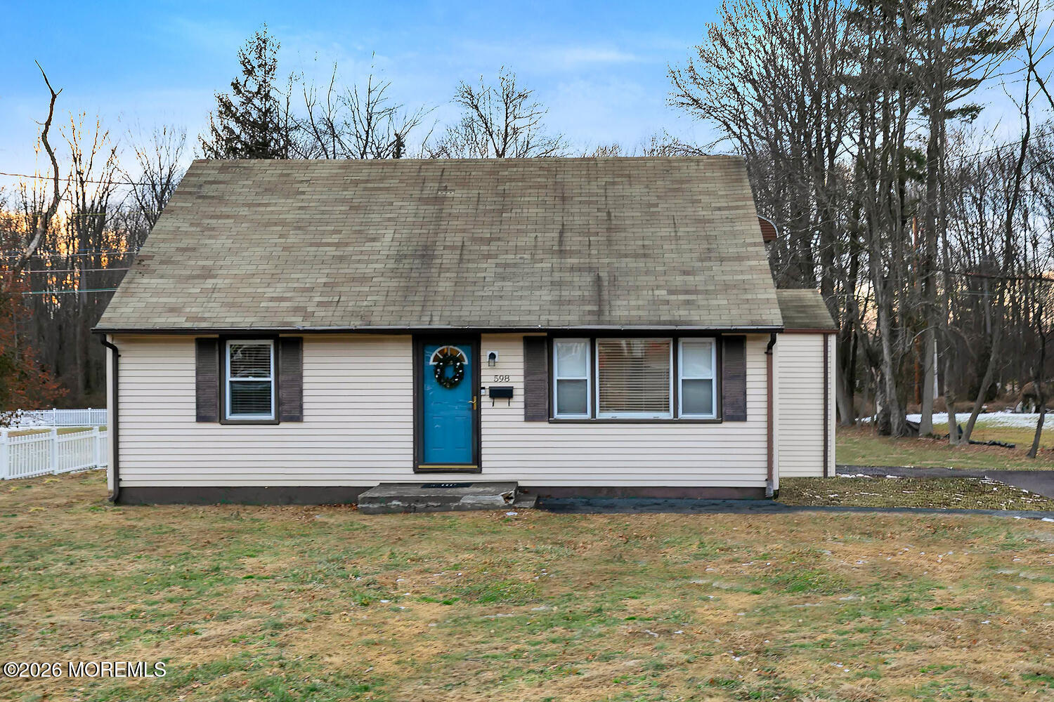 598 E Road Middletown, NJ 07748 - Photo 2 of 21 598 E Rd Middletown Township-large-013-0