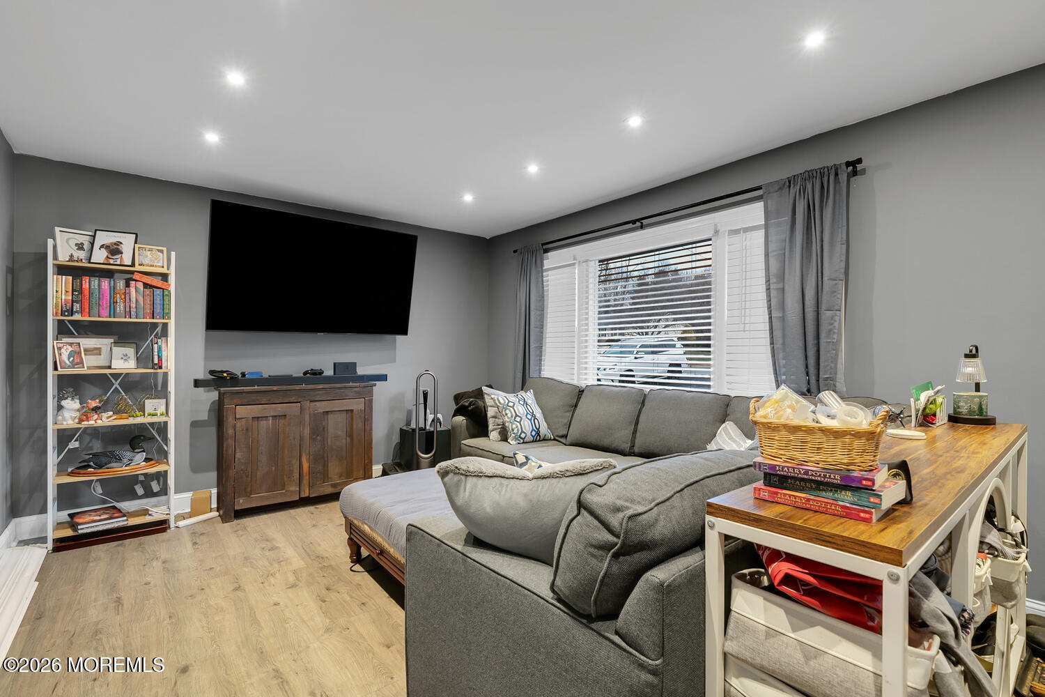 598 E Road Middletown, NJ 07748 - Photo 3 of 21 598 E Rd Middletown Township-large-008-0