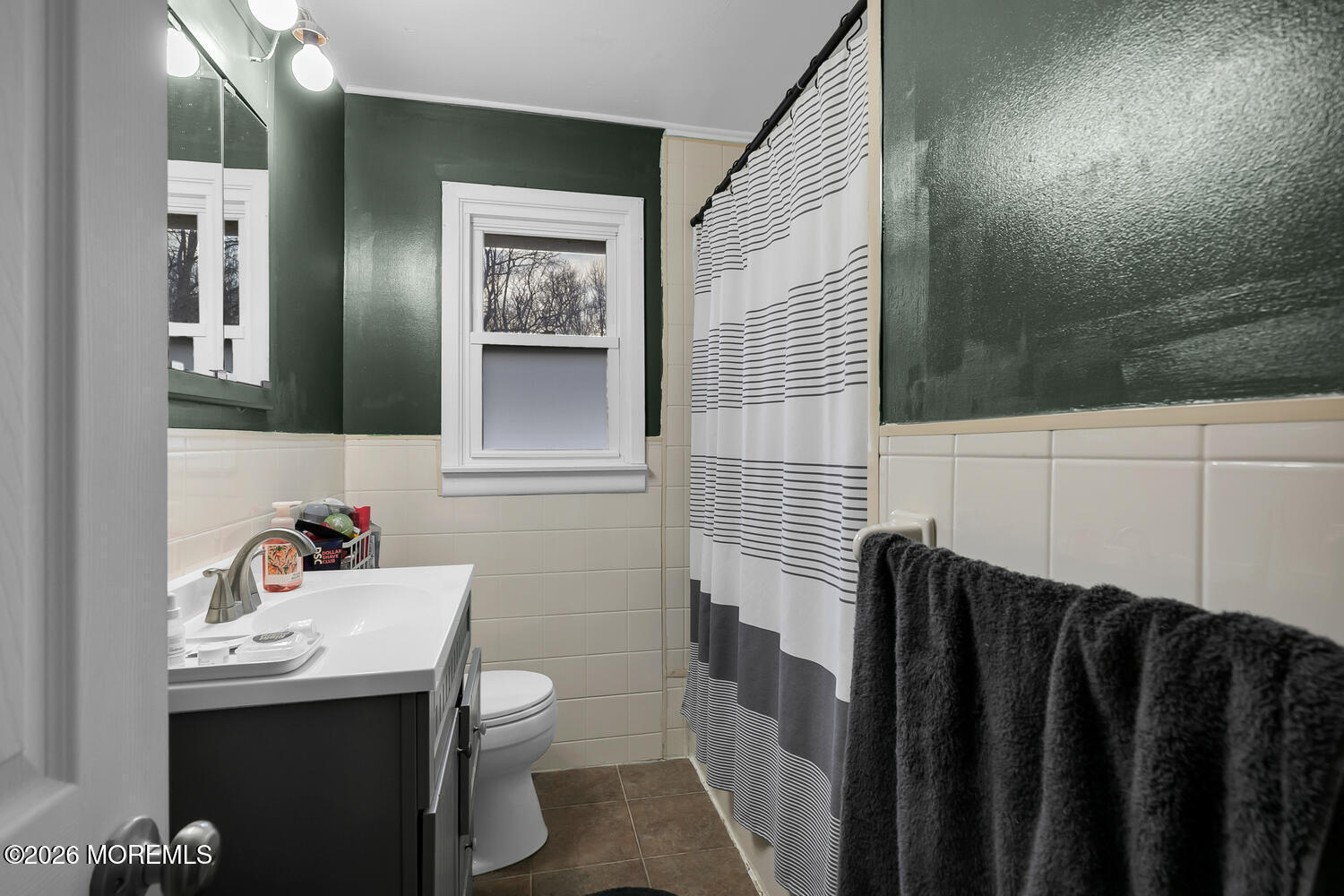 598 E Road Middletown, NJ 07748 - Photo 8 of 21 598 E Rd Middletown Township-large-003-0