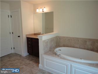 233 Valley Road Media, PA 19063 - Photo 9 of 12 Bathroom