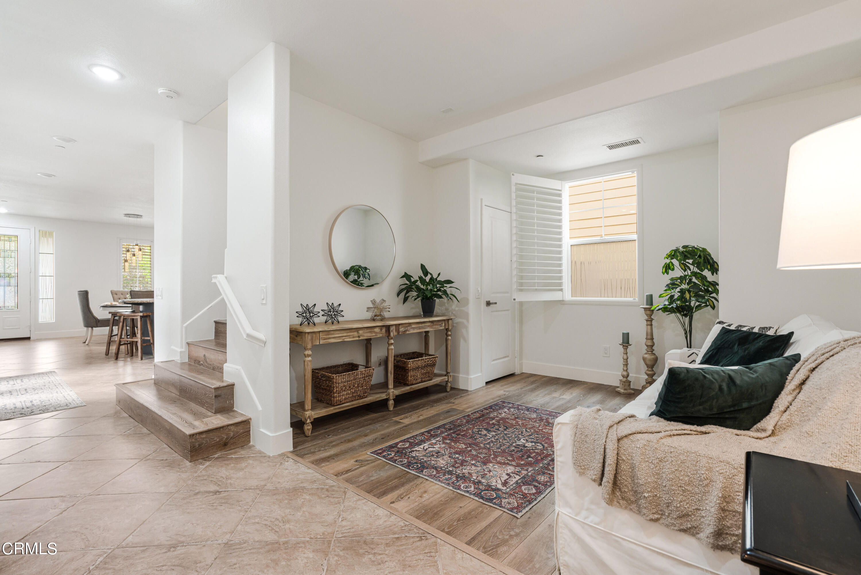 1404 Donegal Way Oxnard, CA 93035 - Photo 18 of 51 1404 Donegal Way Oxnard CA-print-015-005
