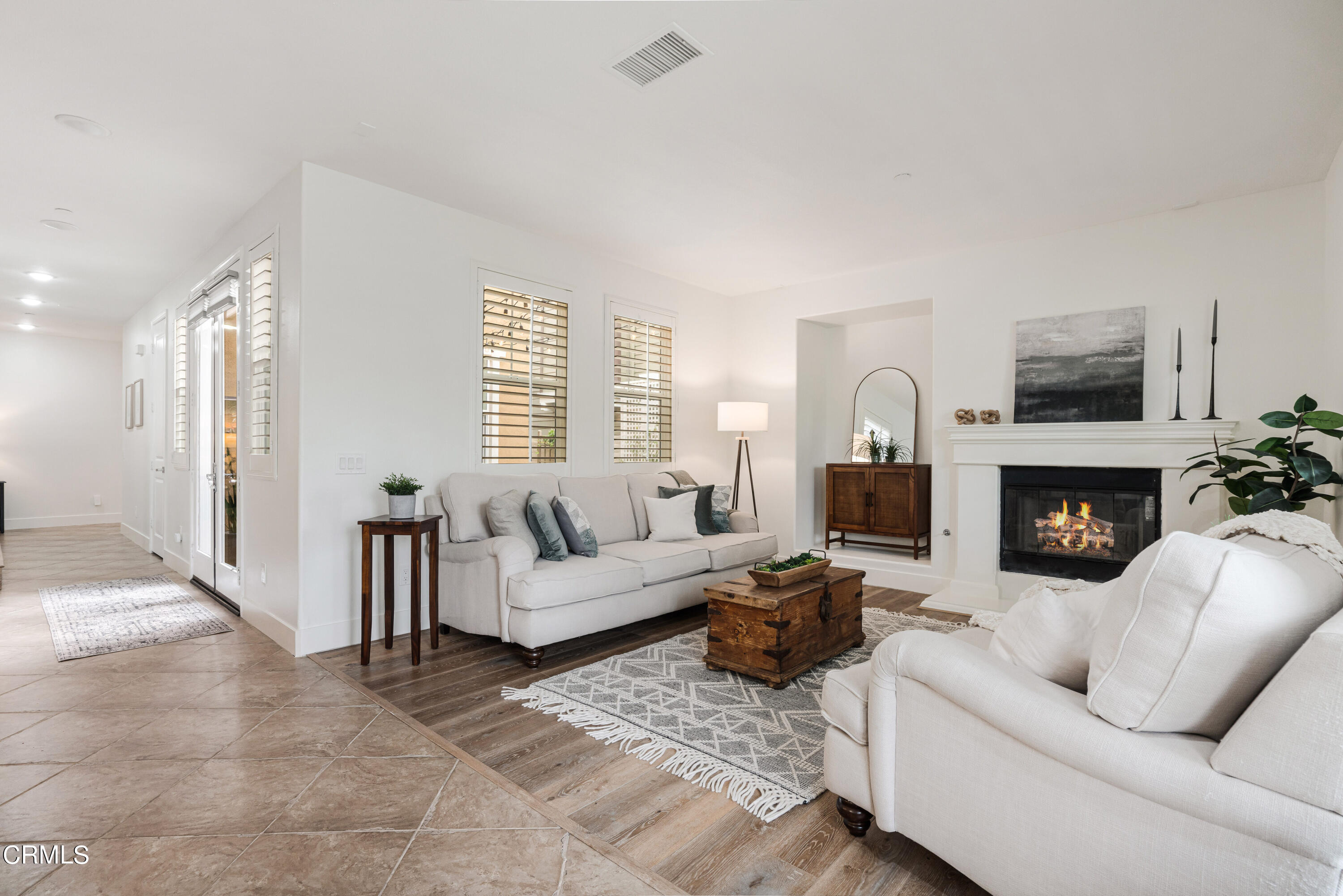 1404 Donegal Way Oxnard, CA 93035 - Photo 5 of 51 1404 Donegal Way Oxnard CA-print-007-007
