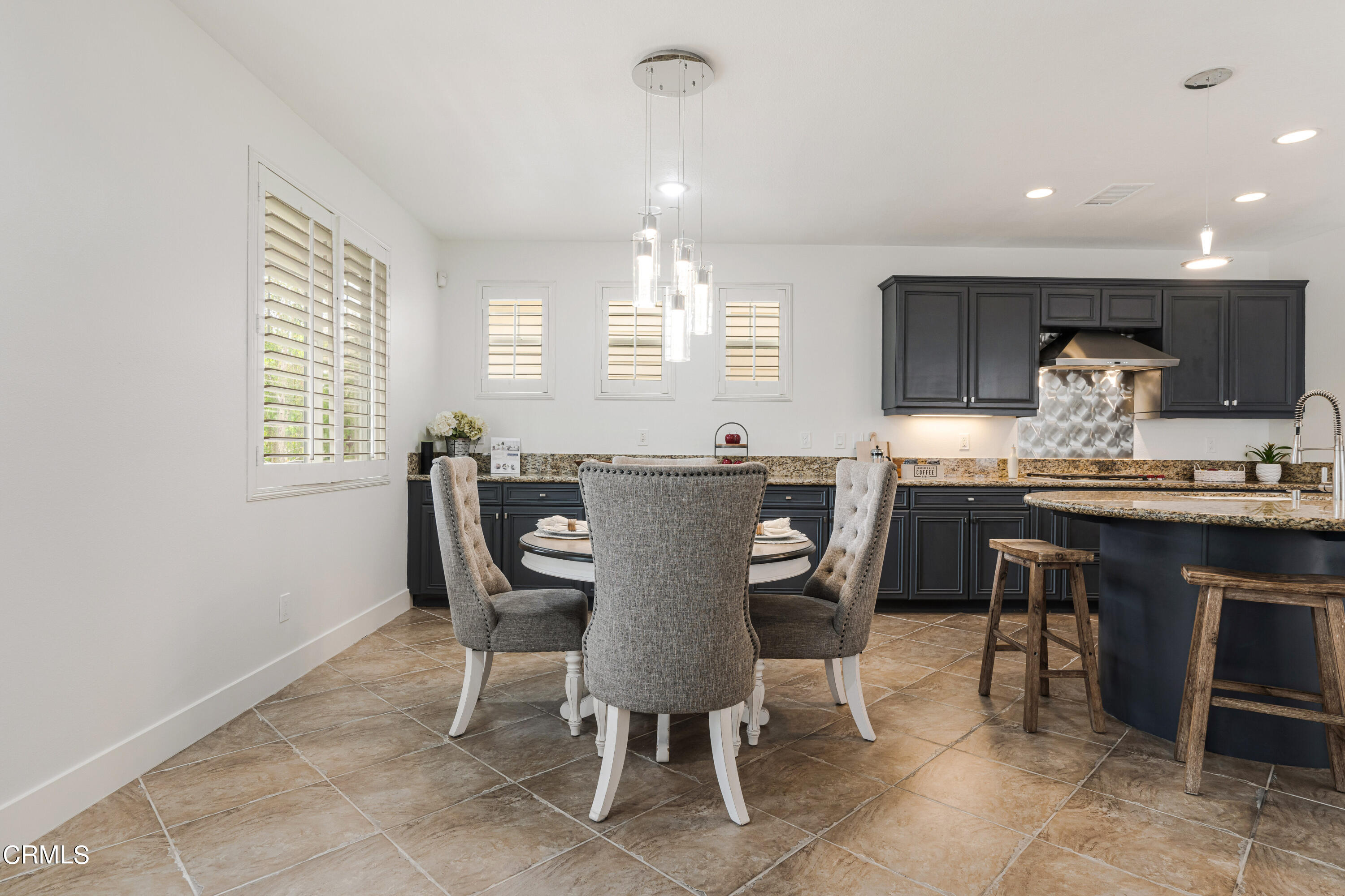 1404 Donegal Way Oxnard, CA 93035 - Photo 9 of 51 1404 Donegal Way Oxnard CA-print-009-020