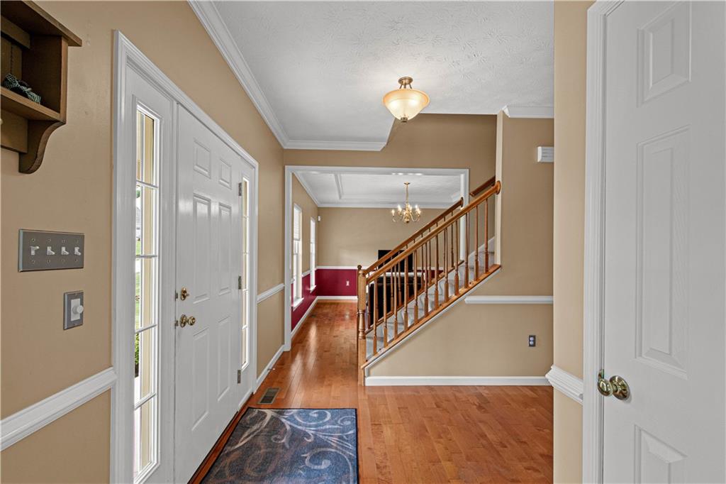 329 Buffalo Ridge Road Canonsburg, PA 15317 - Photo 4 of 43
