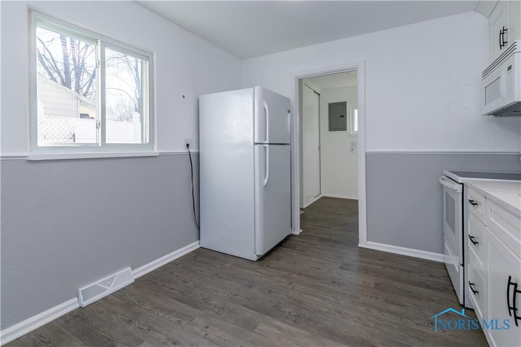 2703 West Laskey Road Toledo, OH 43613 - Photo 13 of 48 Gallery Image 13