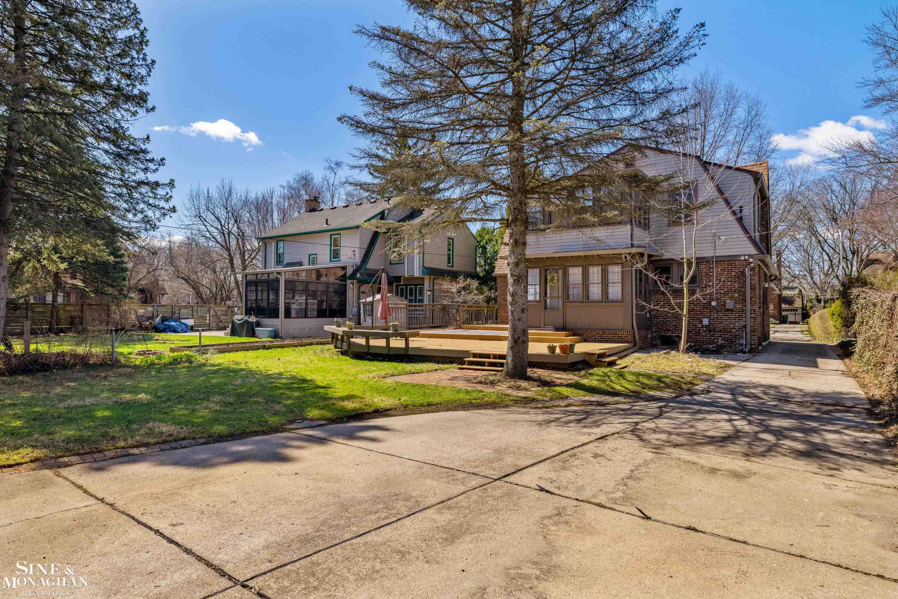 1410 Yorkshire Road Grosse Pointe Park, MI 48230 - Photo 37 of 72