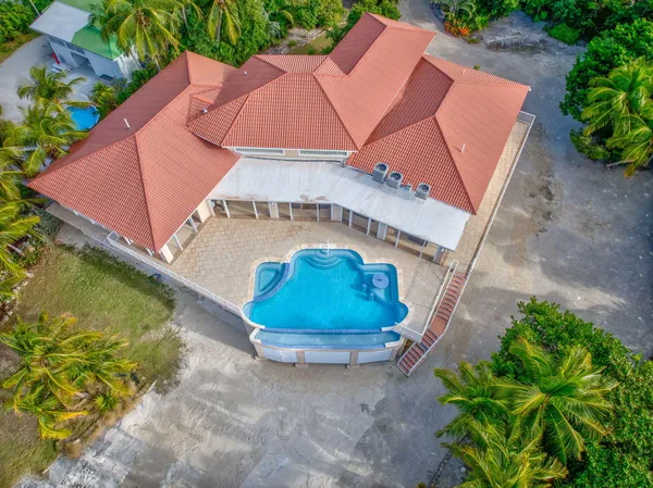 $3,995,000 | 58213 Morton Street, Marathon, FL 33050