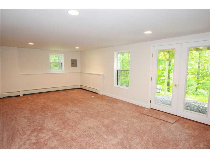 565 Webbs Mills Road Raymond, ME 04071 - Photo 12 of 29 Den/Family/Great Room.