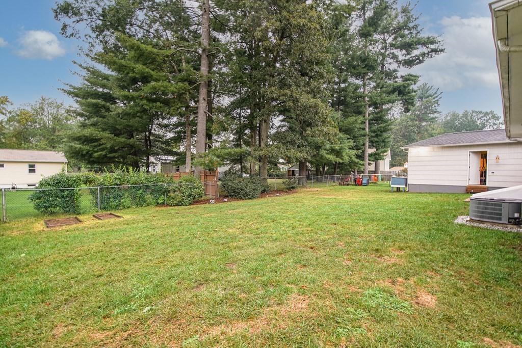 148 Glenoak Drive Springfield, MA 01129 - Photo 28 of 28 a view of a tree in front of a house