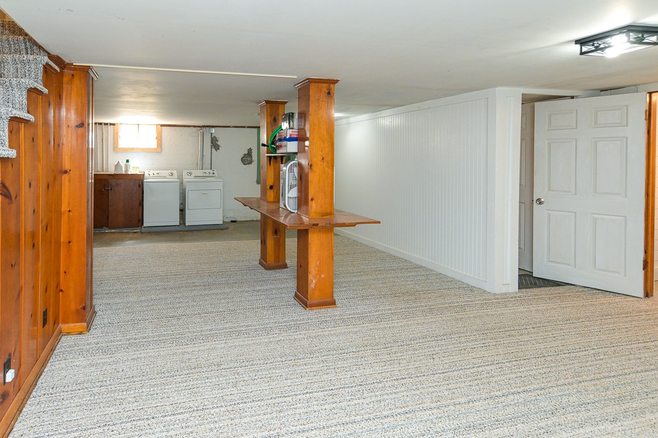 801 2nd Avenue Fayetteville, TN 37334 - Photo 27 of 41 a view of entryway and hall with wooden floor