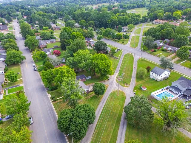 a view of a multi story residential apartment building