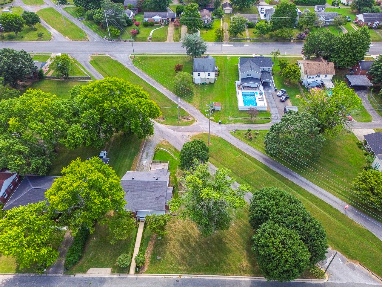 801 2nd Avenue Fayetteville, TN 37334 - Photo 40 of 41 an aerial view of a house