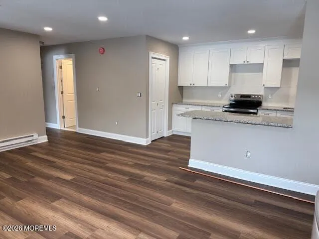 $2,500 | 204 Covered Bridge Boulevard, Unit F, Manalapan, NJ 07726