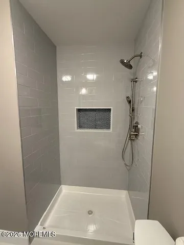 $2,500 | 204 Covered Bridge Boulevard, Unit F, Manalapan, NJ 07726