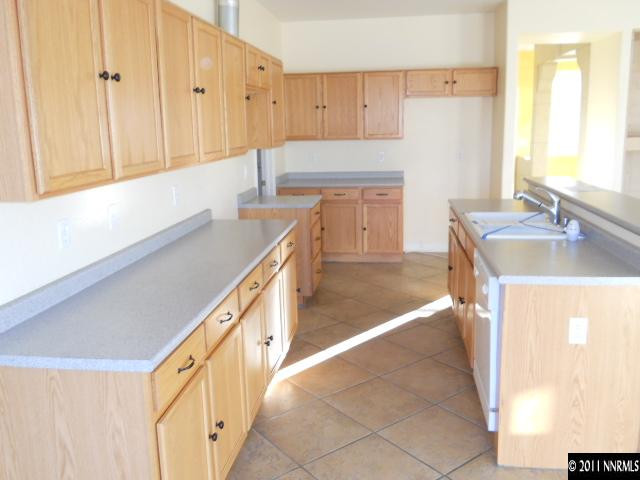 9979 Moondust Court Reno, NV 89506 - Photo 7 of 13 Photo 7