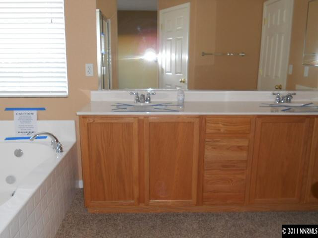 9979 Moondust Court Reno, NV 89506 - Photo 9 of 13 Photo 9