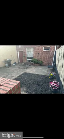 a view of outdoor space