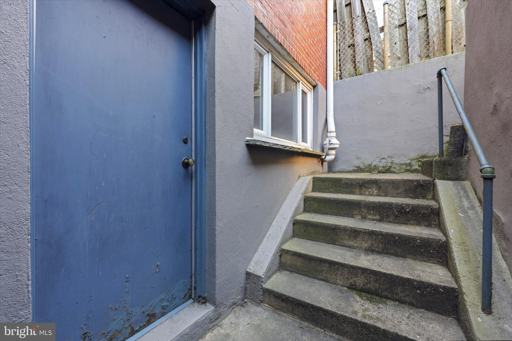 2834 Edgemont Street Philadelphia, PA 19134 - Photo 29 of 37 a view of entryway
