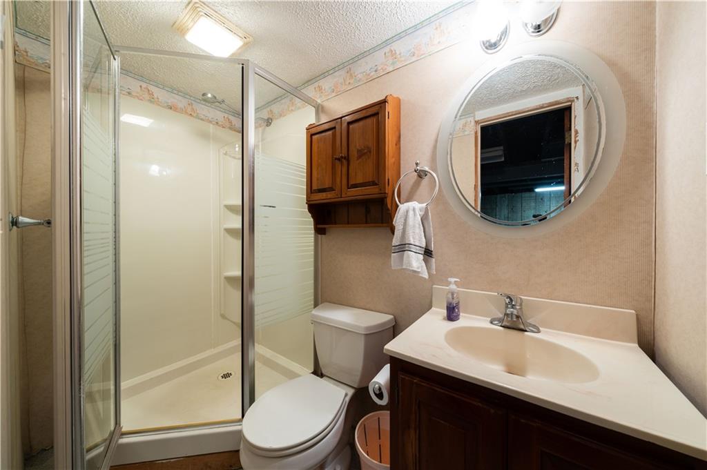 5188 Richland Road Gibsonia, PA 15044 - Photo 21 of 27 Lower level full-bath!