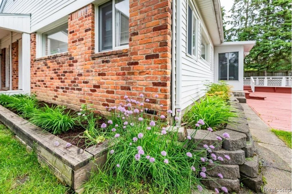 2260 Nixon Road Ann Arbor, MI 48105 - Photo 48 of 51