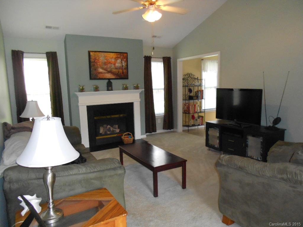 125 Arbor Ridge Road, Unit 165 Mount Holly, NC 28120 - Photo 3 of 24 Gallery Image 3