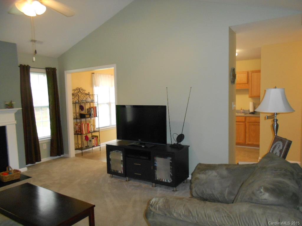 125 Arbor Ridge Road, Unit 165 Mount Holly, NC 28120 - Photo 4 of 24 Gallery Image 4