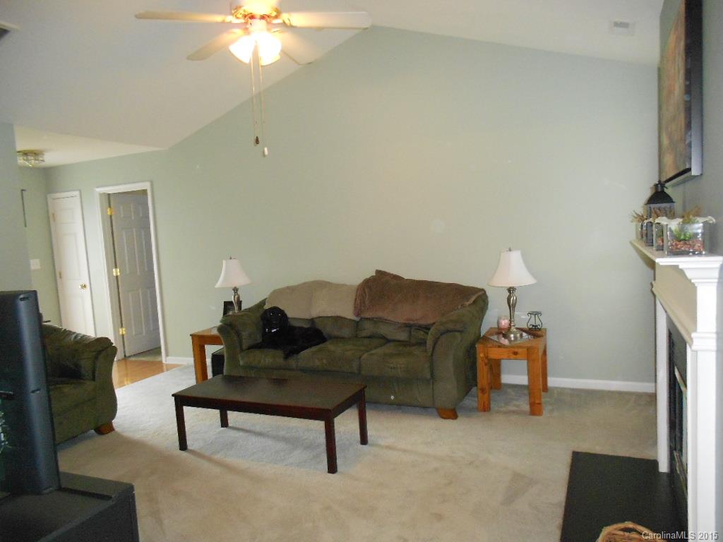 125 Arbor Ridge Road, Unit 165 Mount Holly, NC 28120 - Photo 5 of 24 Gallery Image 5