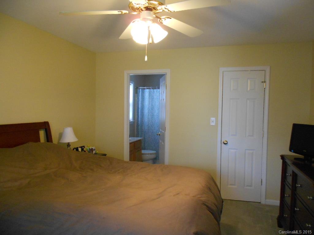 125 Arbor Ridge Road, Unit 165 Mount Holly, NC 28120 - Photo 10 of 24 Gallery Image 10