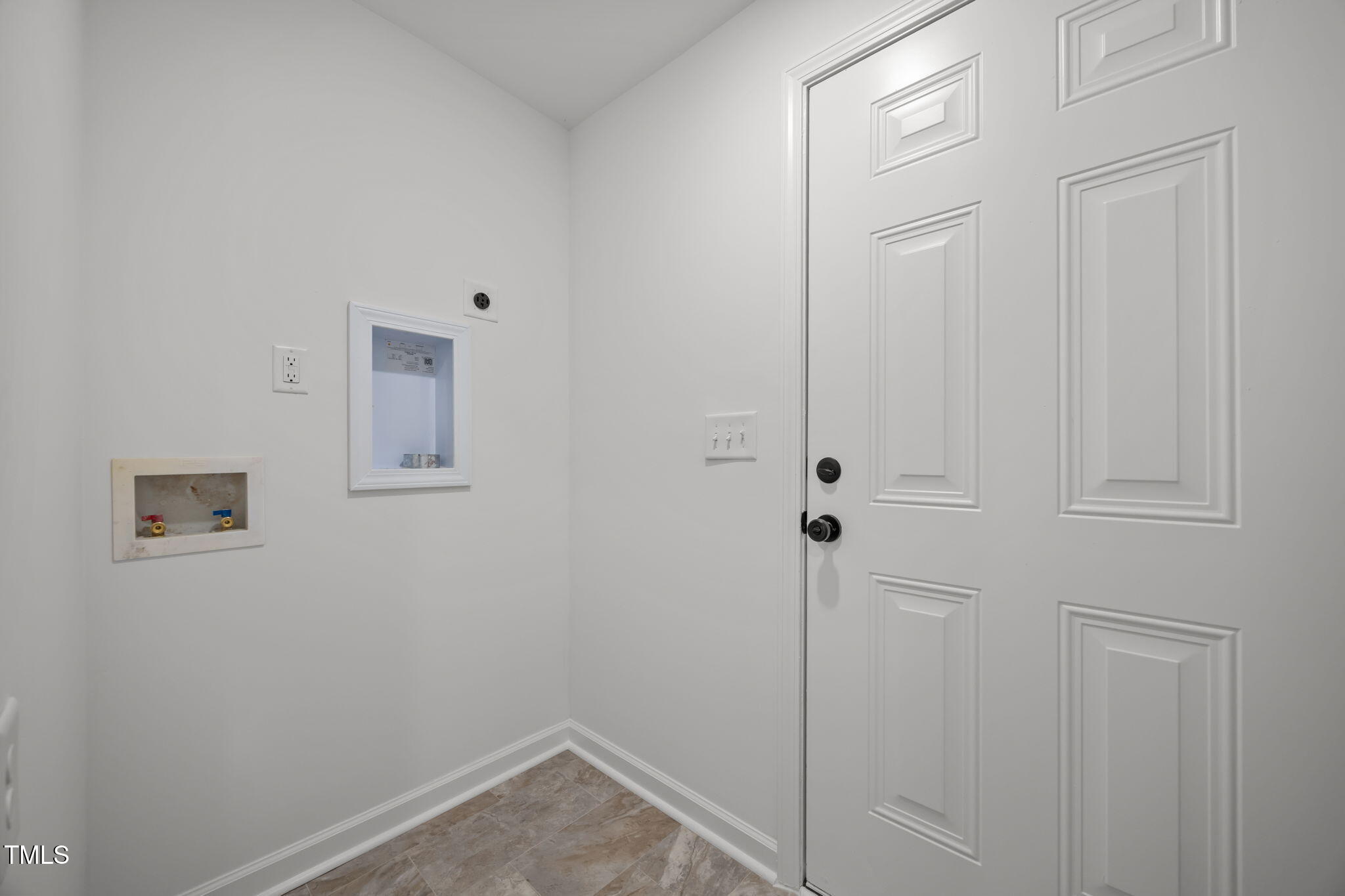 324 Bragg Street Raleigh, NC 27601 - Photo 18 of 24 21-web-or-mls-IMG_1068