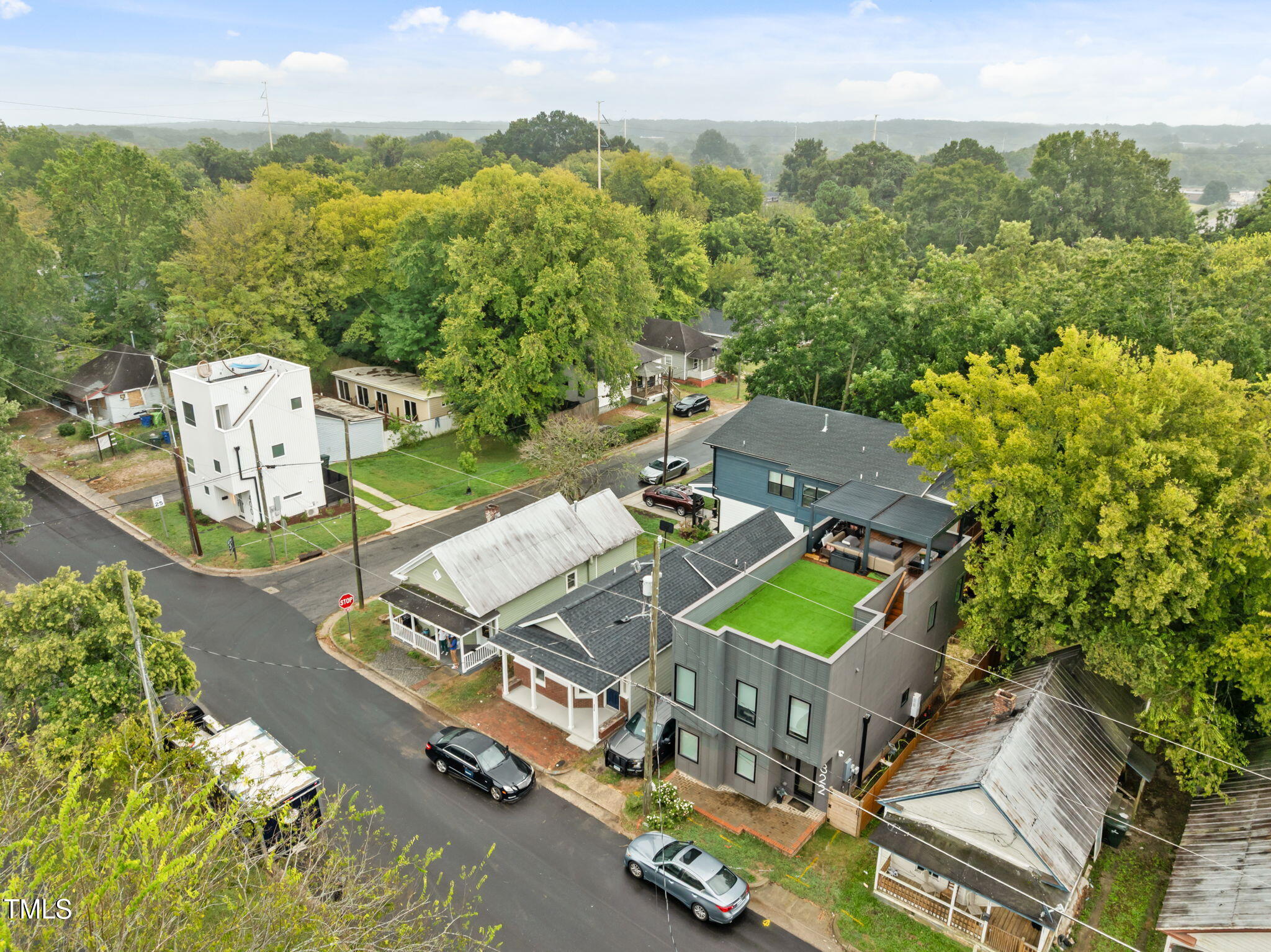 324 Bragg Street Raleigh, NC 27601 - Photo 21 of 24 9-web-or-mls-DJI_0137