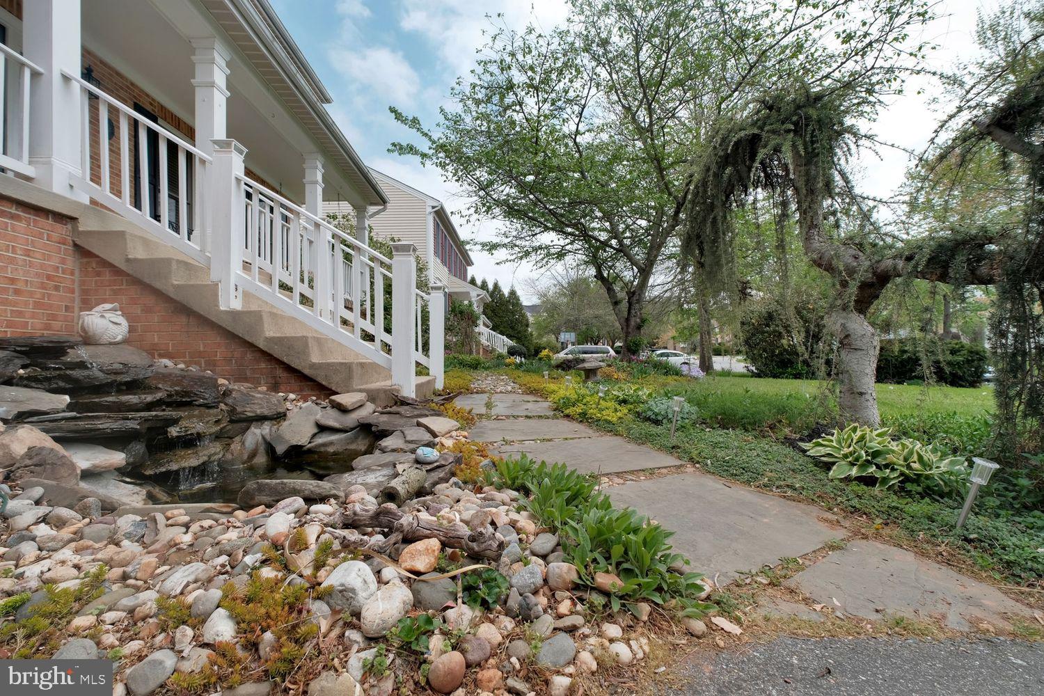 17202 Spates Hill Road Poolesville, MD 20837 - Photo 3 of 60