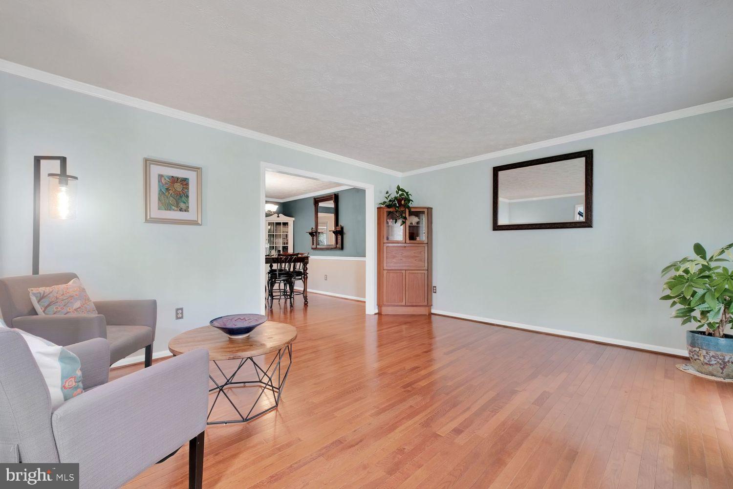 17202 Spates Hill Road Poolesville, MD 20837 - Photo 5 of 60