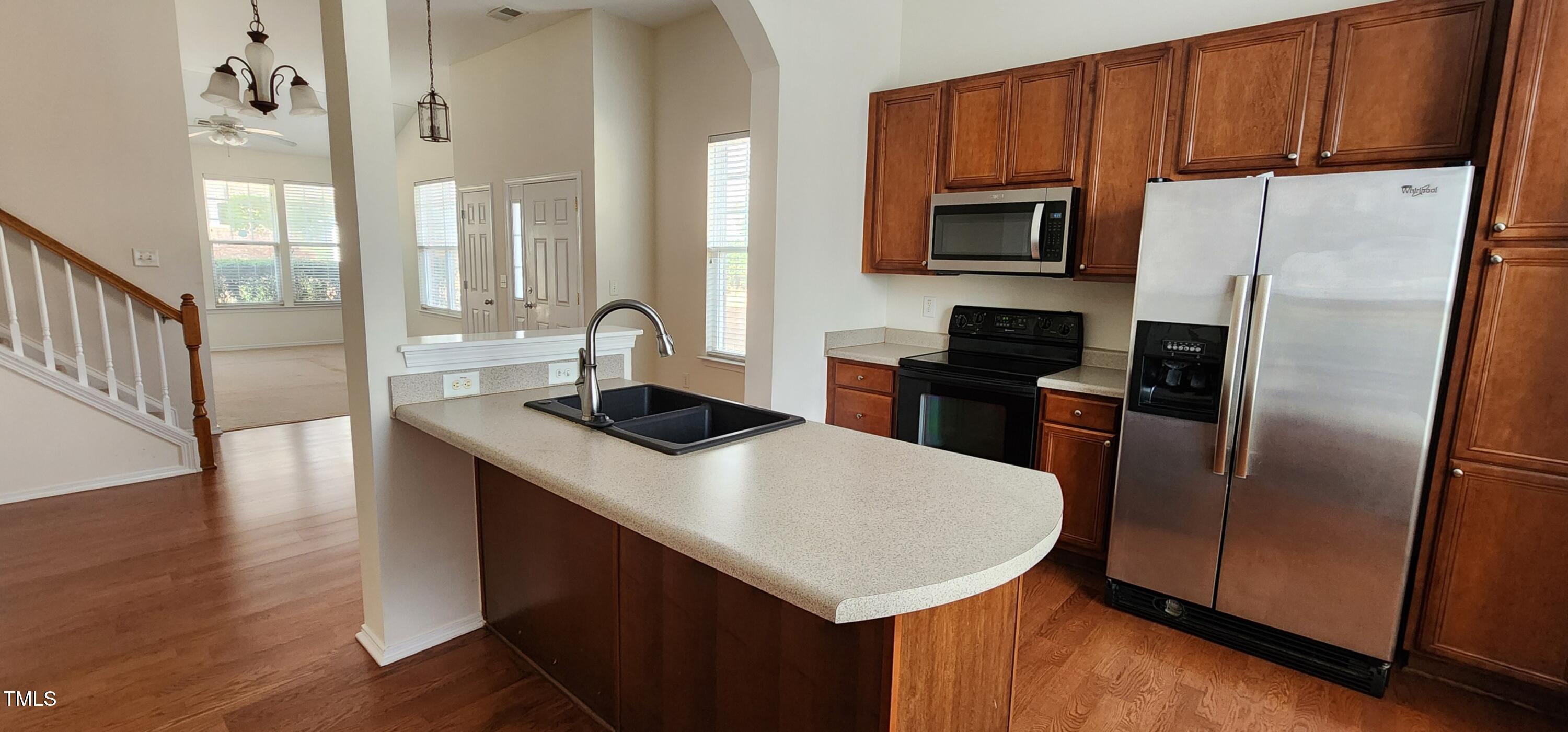8407 Stoneyard Place Raleigh, NC 27613 - Photo 5 of 22 Photo #5