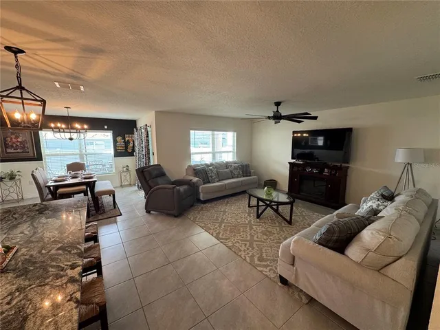 $289,997 | 6938 Southeast 111th Place, Belleview, FL 34420