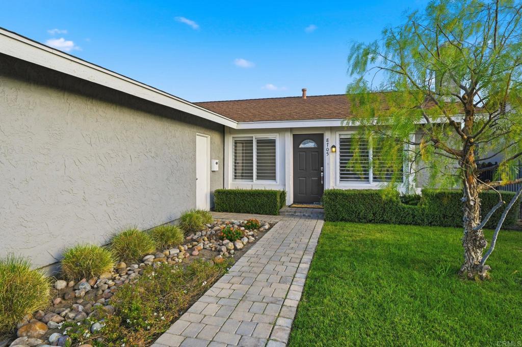 8705 Cetus Road San Diego, CA 92126 - Photo 3 of 36