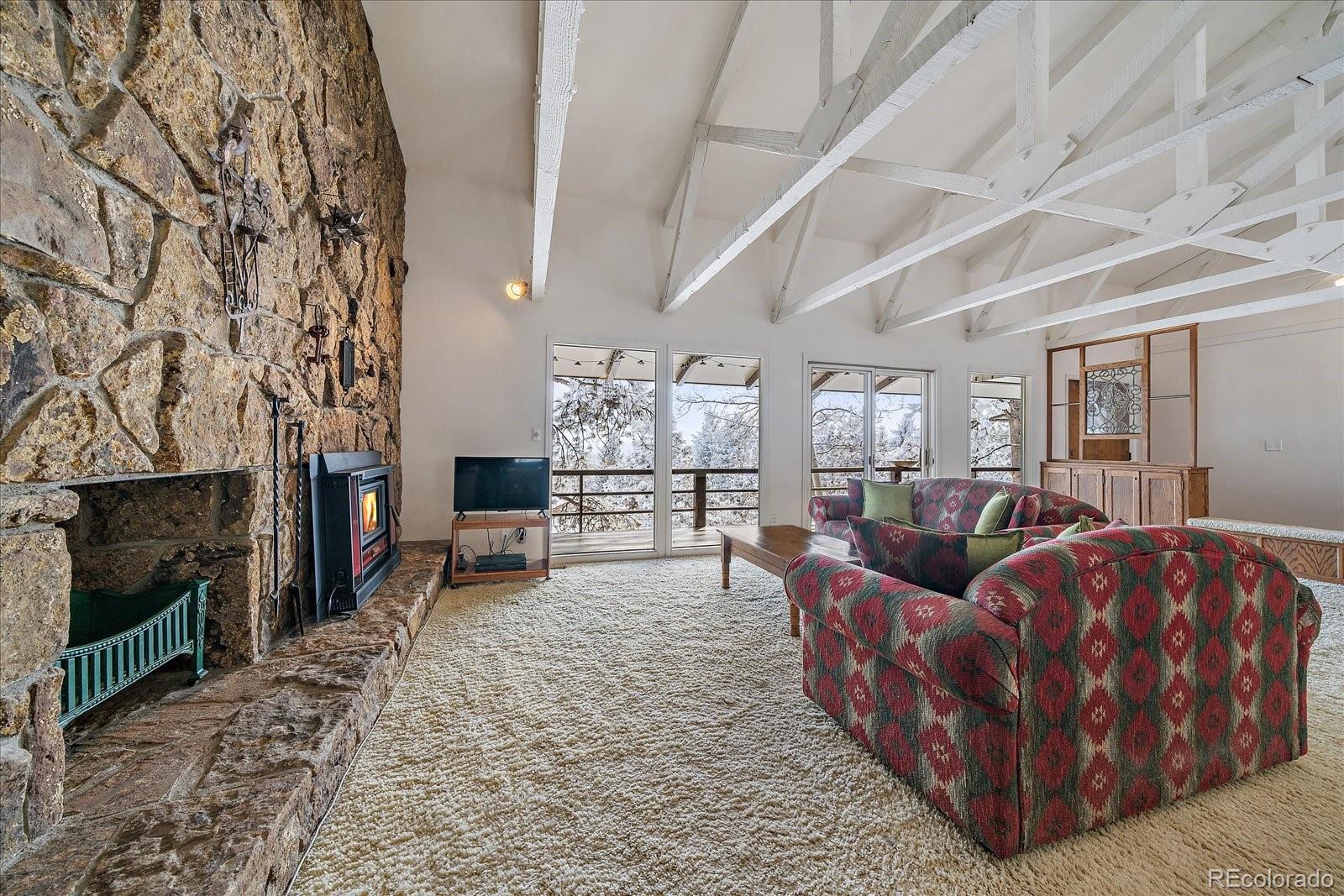 21993 Crestmoor Road Golden, CO 80401 - Photo 3 of 39 Gallery Image 3